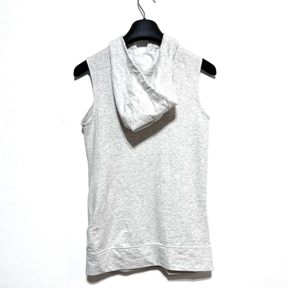 Nike Dri Fit Obsessed Light Gray Sleeveless Half Zip Am Hoodie Size XS - Picture 4 of 10